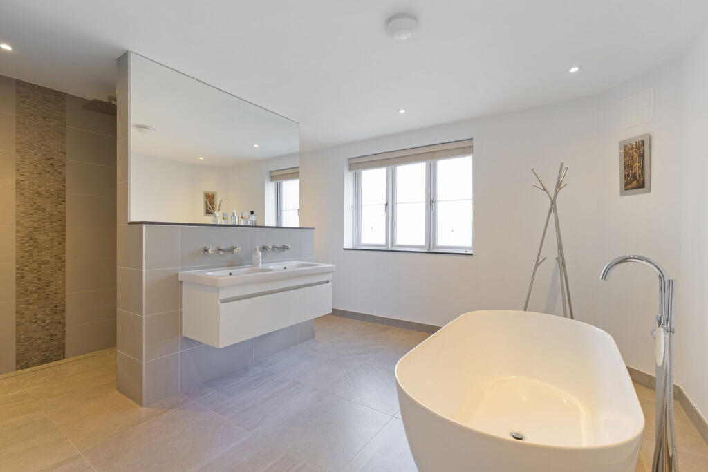 Ensuite Bathroom