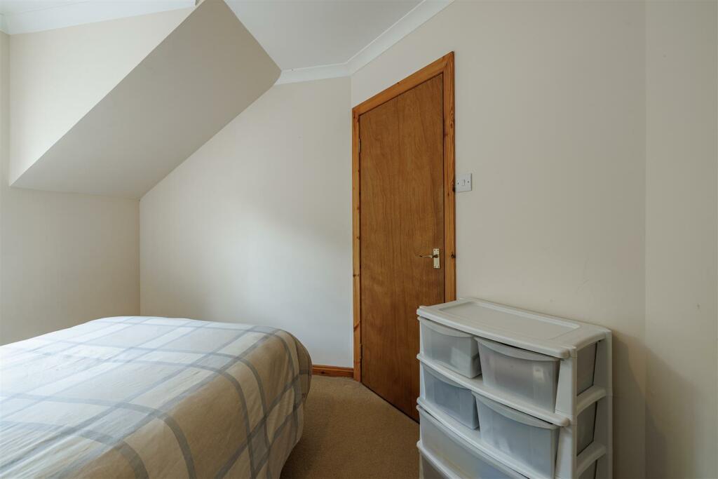 2 Galloway Court Darnick 12.JPG