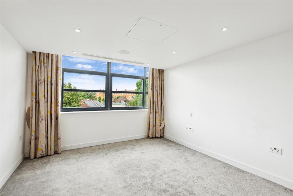 Linen House, W4 - FOR SALE