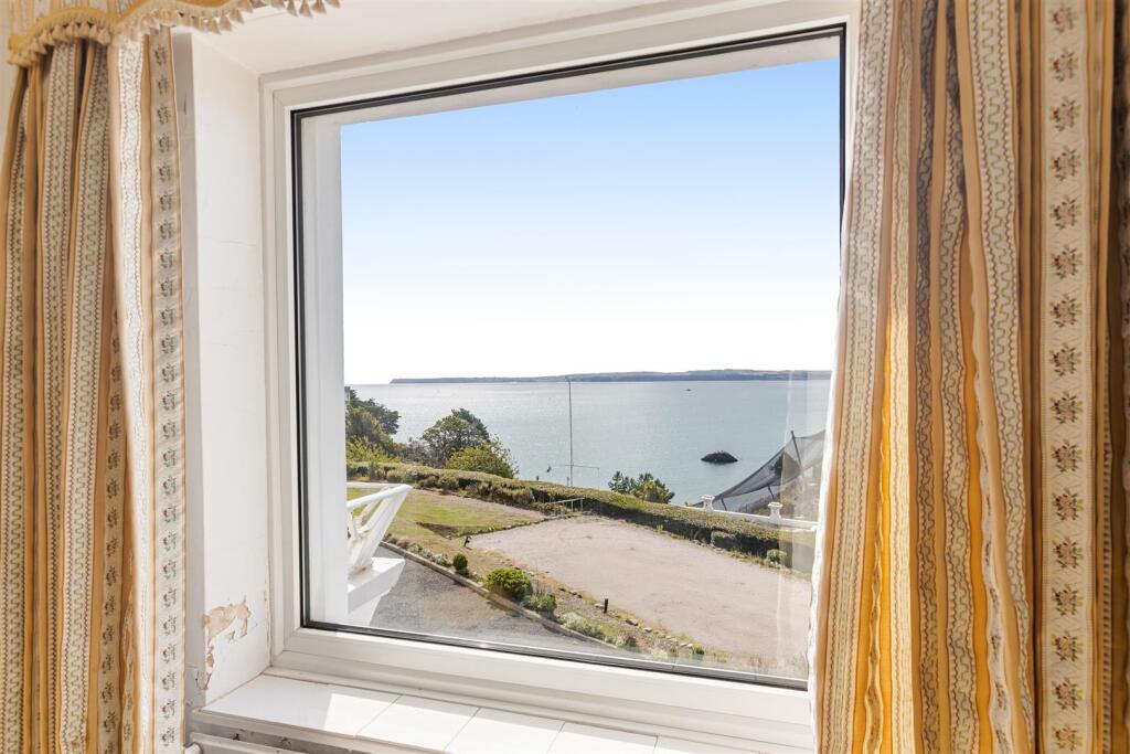 A20 - 5 Park Hall Torquay - 250905.jpg