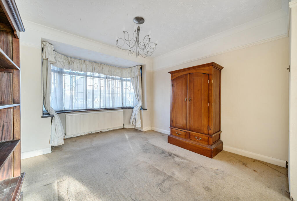 1381156-18-693038...