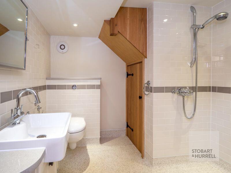 Annexe Shower Room