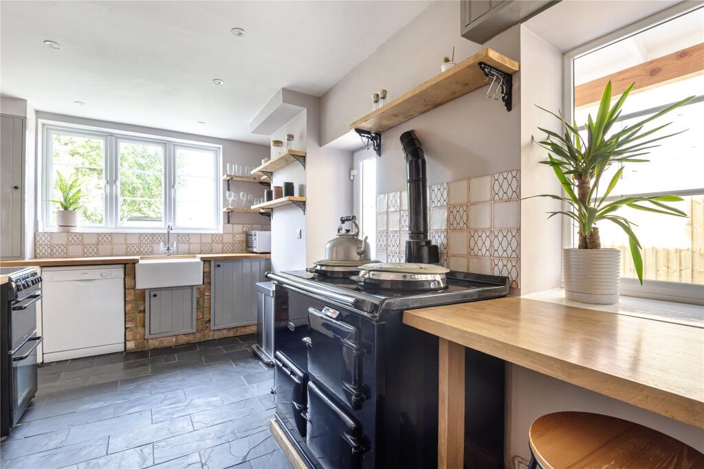 Kitchen/Breakfast
