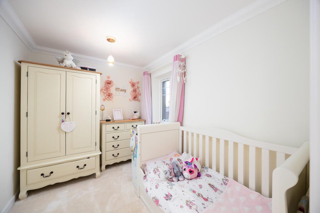 2 Cheddington Grove, HP22 7AB-24