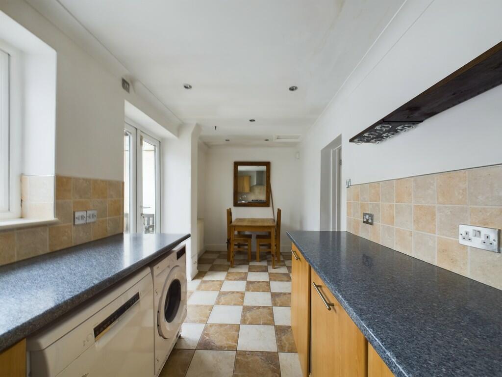 CAM01835G0-PR0098...