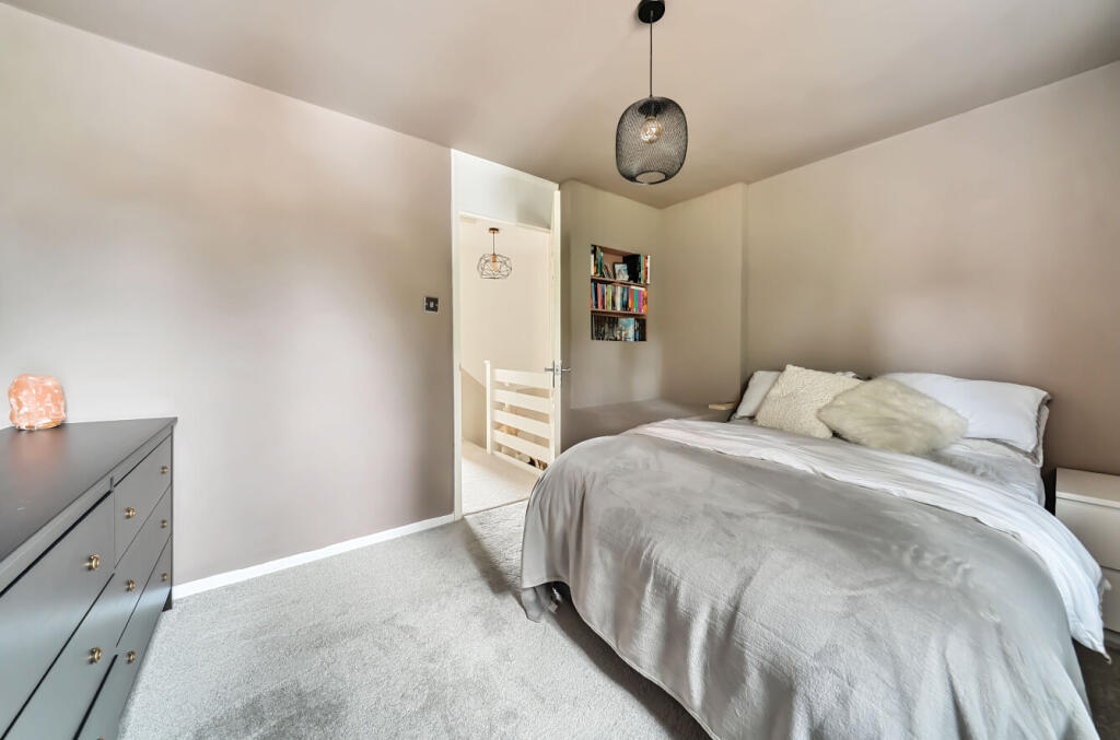 1304436-14-683f17...