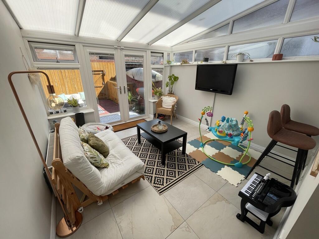 15-sun-room