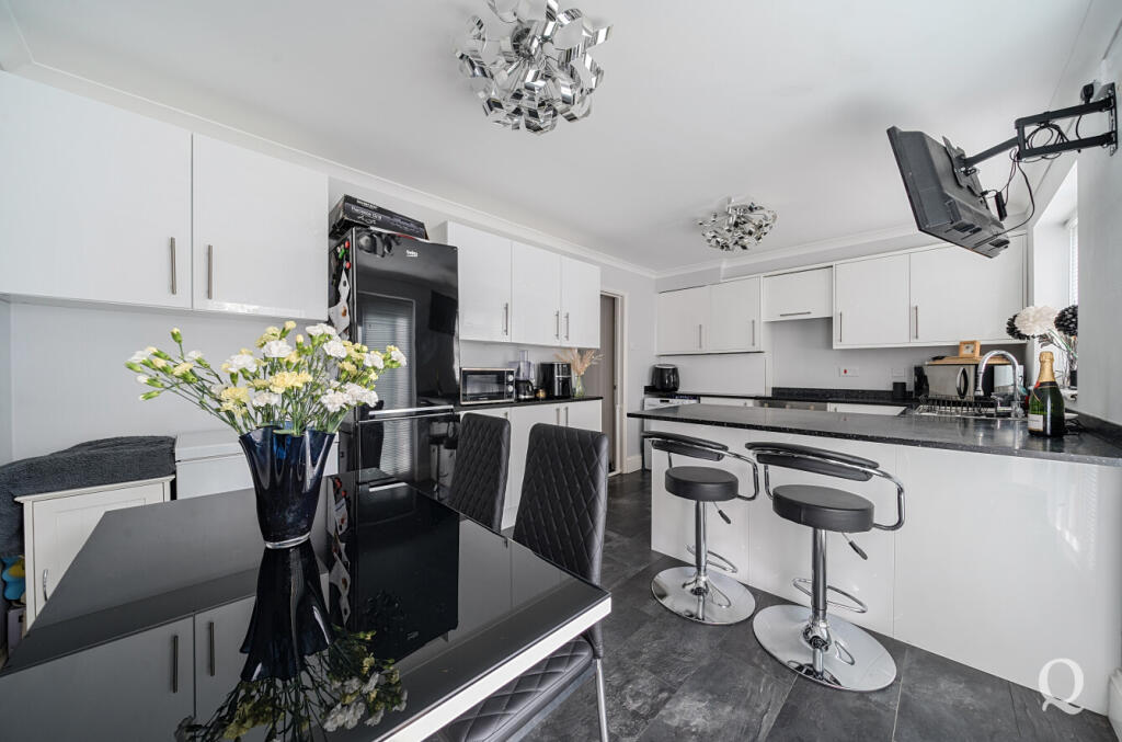 6c47fce1-cd57-426...