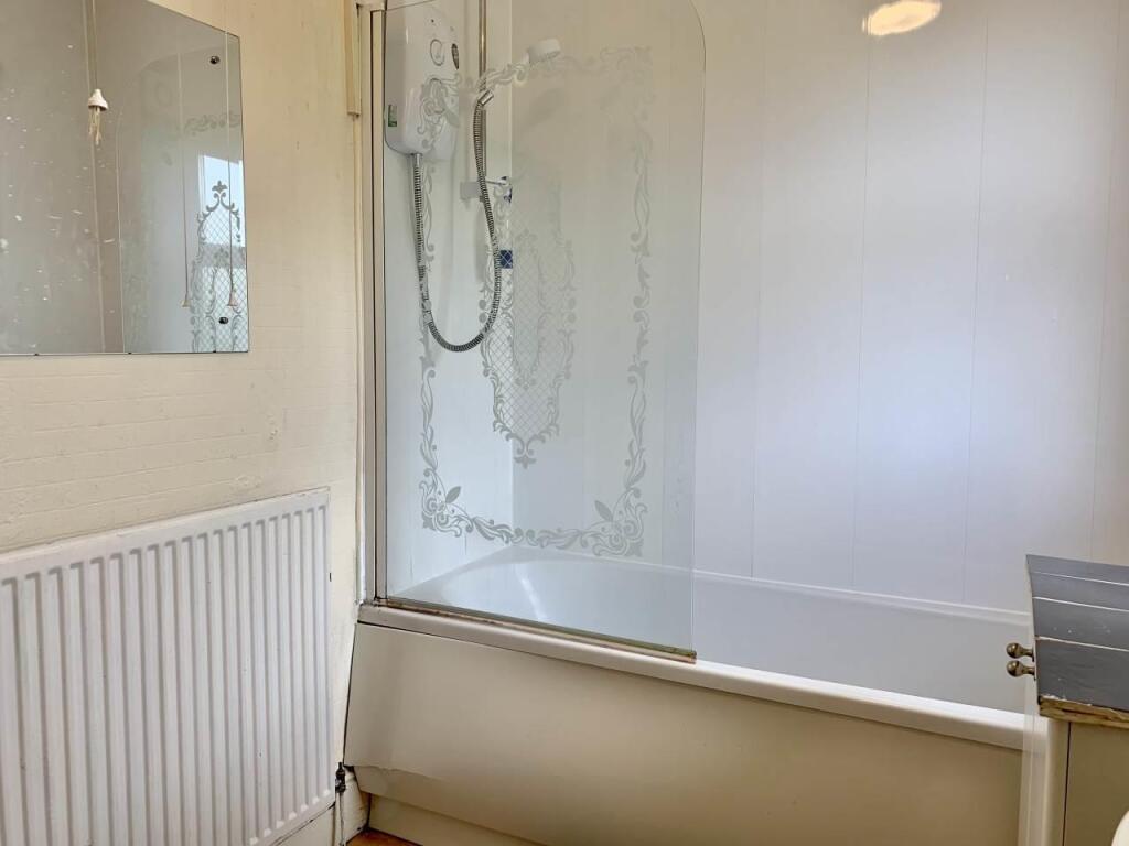 Bathroom.jpeg