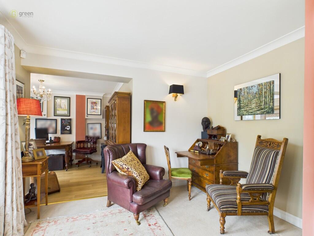 CAM03830G0-PR0161...