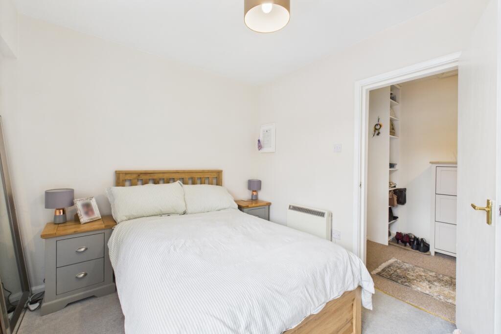 CAM03162G0-PR0299-STILL002