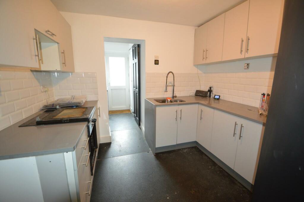 10 East Mill kitchen.JPG
