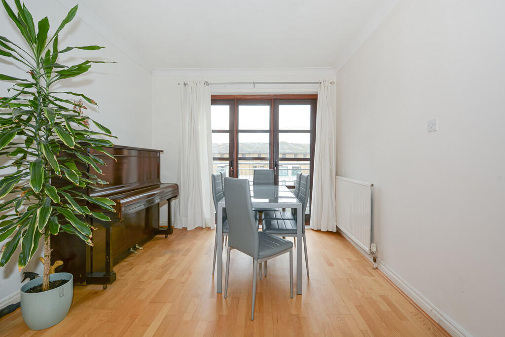 37 Finland Street...