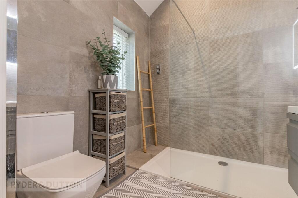 Ensuite Shower Room