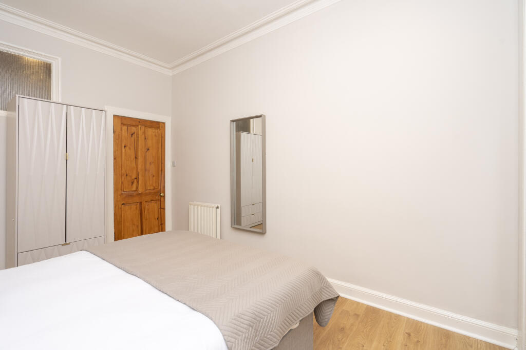 1 (15) Hermand Crescent, Edinburgh, EH11 1QP