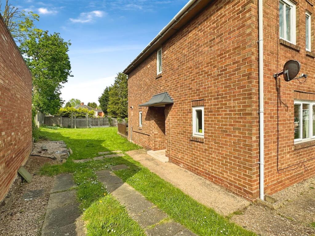 40f5be0c--42F5-A3E4-B4660AD821C7-19658-000008EB51C