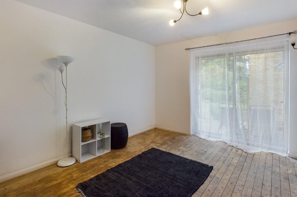 Dining Room/Bedroom