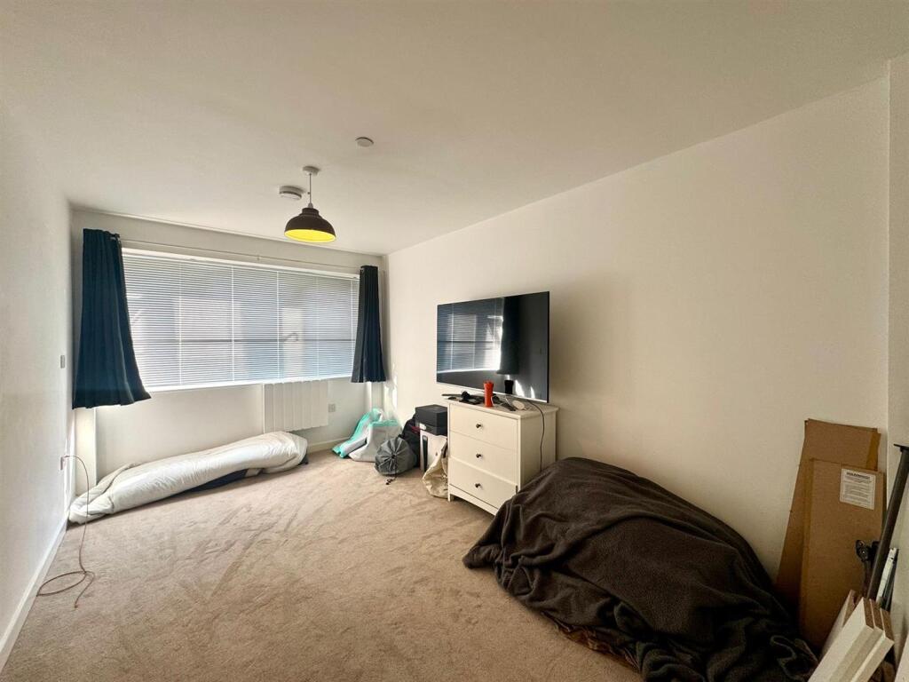 Bedroom.jpeg