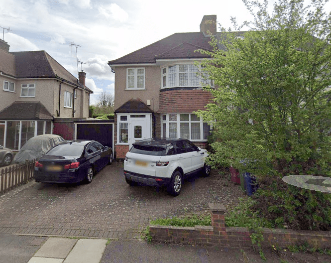 Charming three-bedroom semi-detached property in 