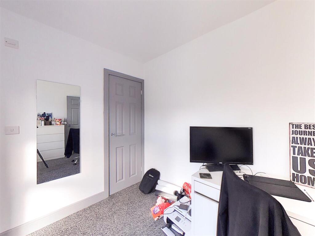 Screenshot 2024-10-0