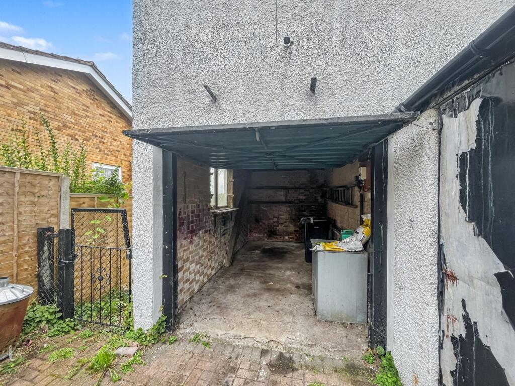 79 Riddlesdown Road, Purley, Surrey, CR8 1DH