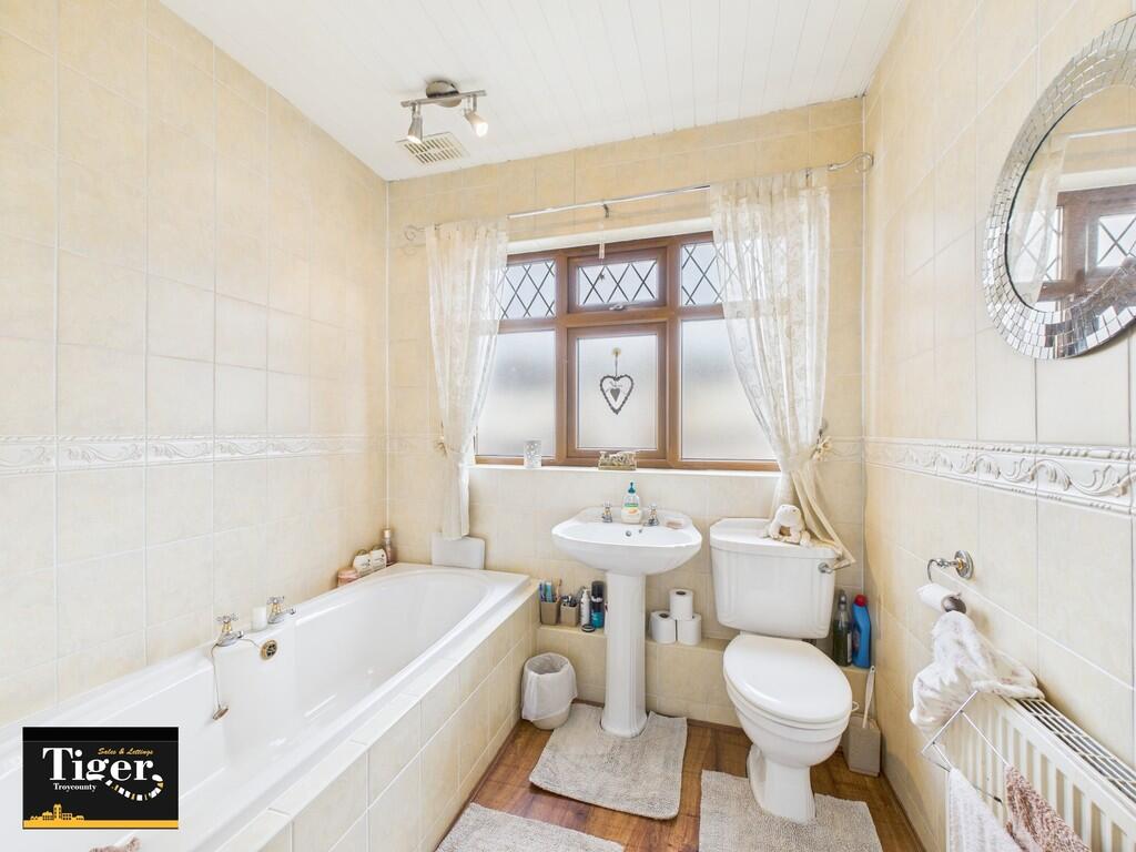 CAM03440G0-PR0428...