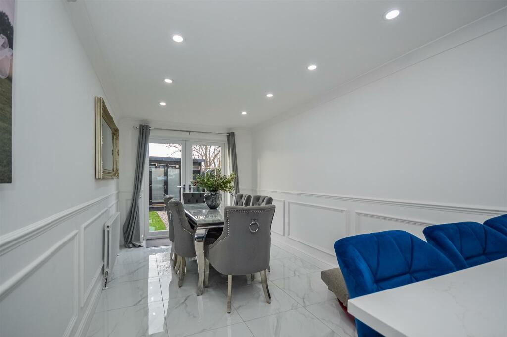 LIVING DINING KITCHEN