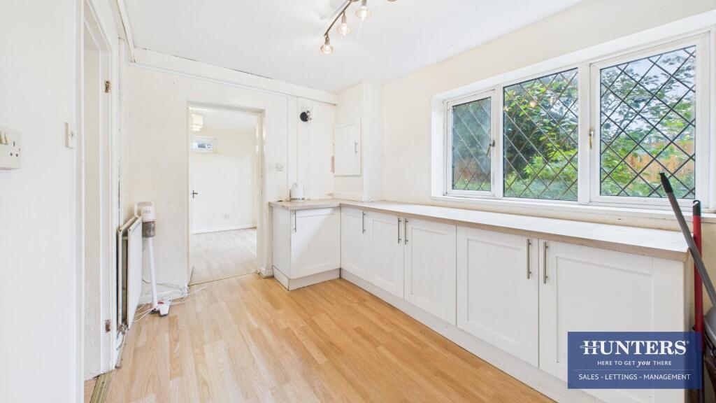 Kitchen/Utility Room