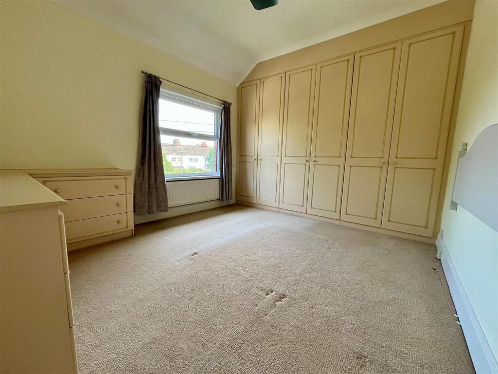 Bedroom One.jpg