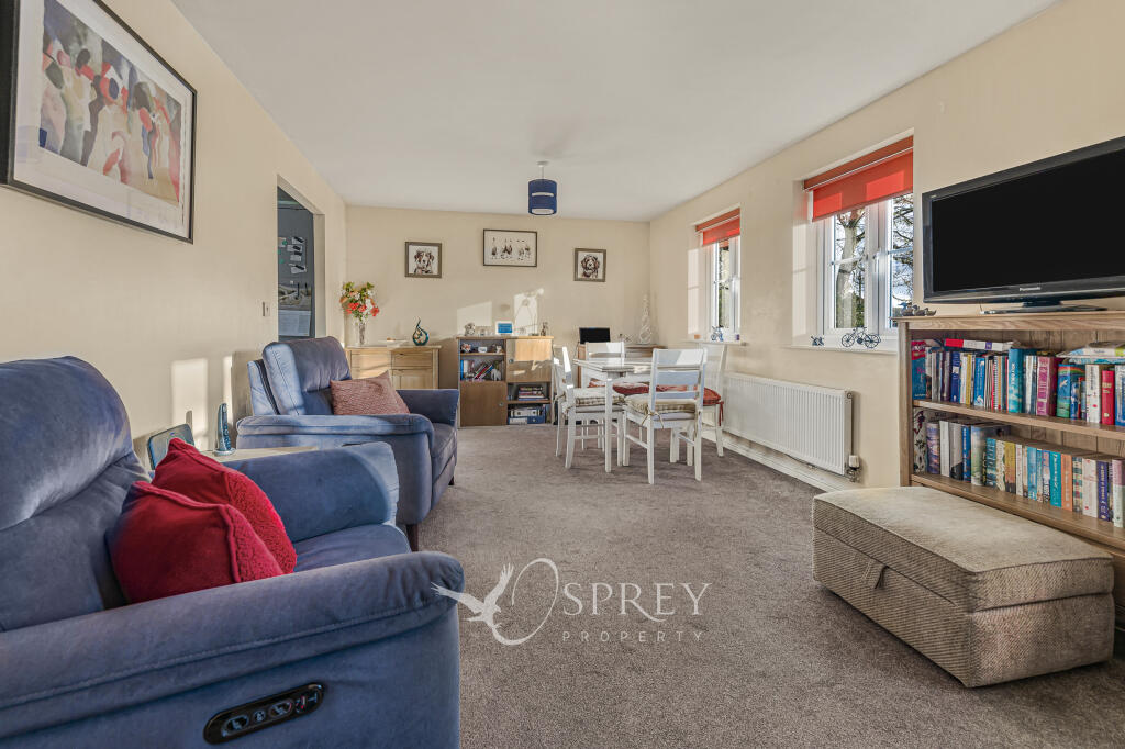 Living  Room / Diner