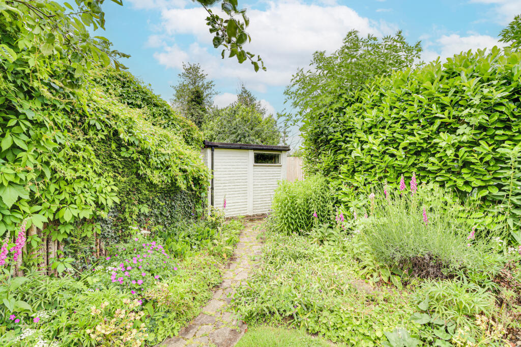 Rear garden/garage