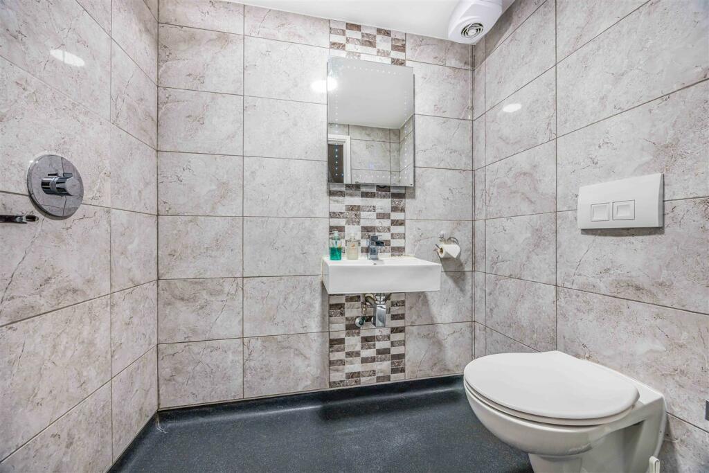 Blue Star House 20 Elphinstone Road, Southsea-Smal