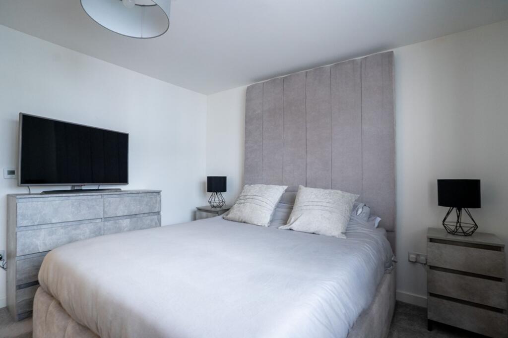 Main bedroom