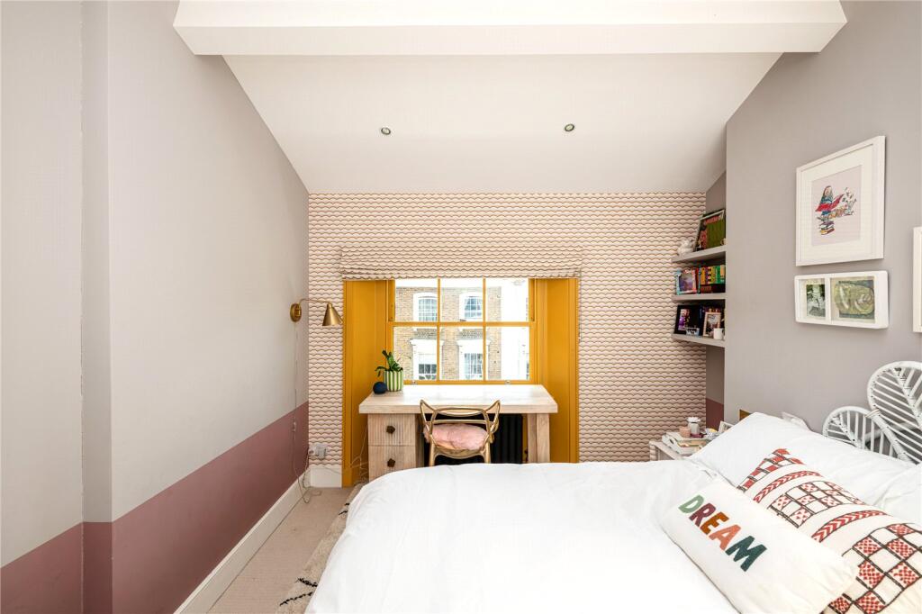 Second Floor 2nd Bed