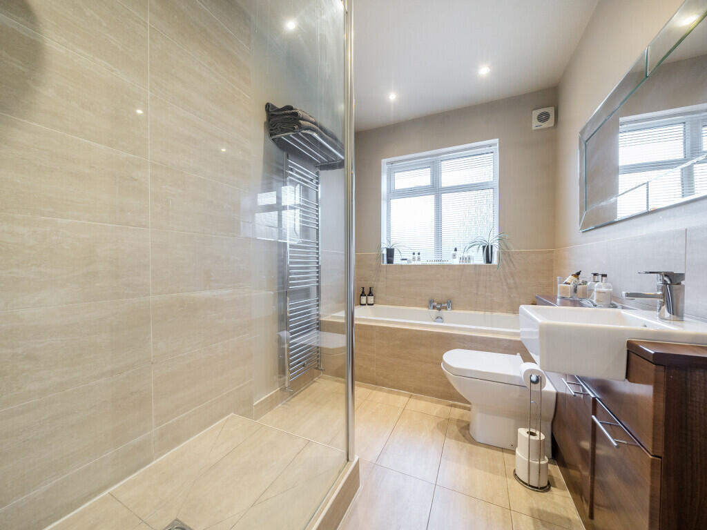 1330581-8-6891fb2...