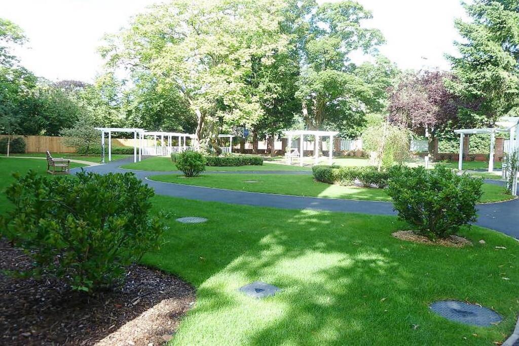 Communal gardens