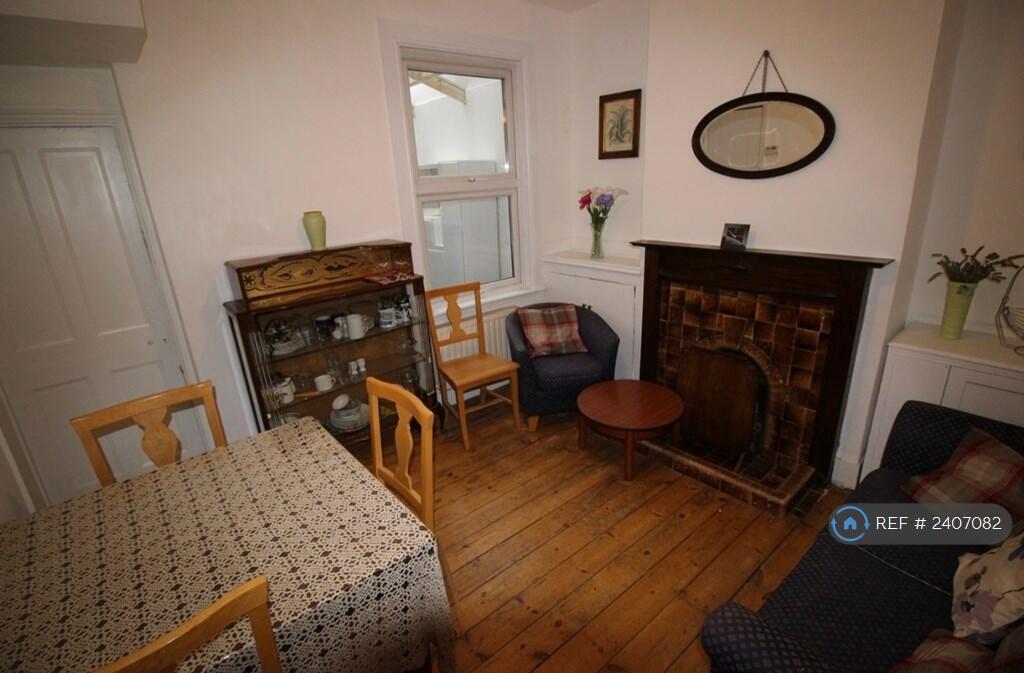 Dining/ Sitting Room 