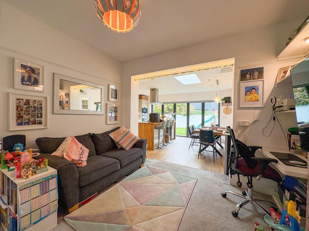 Middle Reception Room