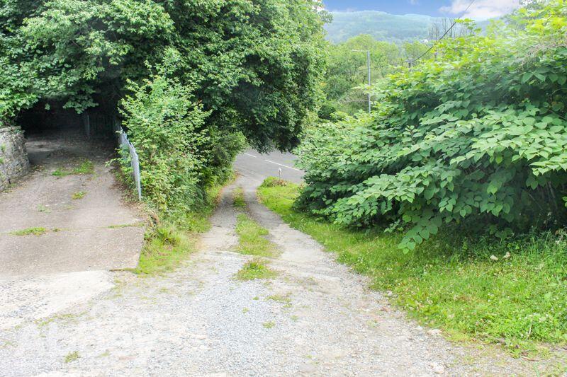 Entrance Road