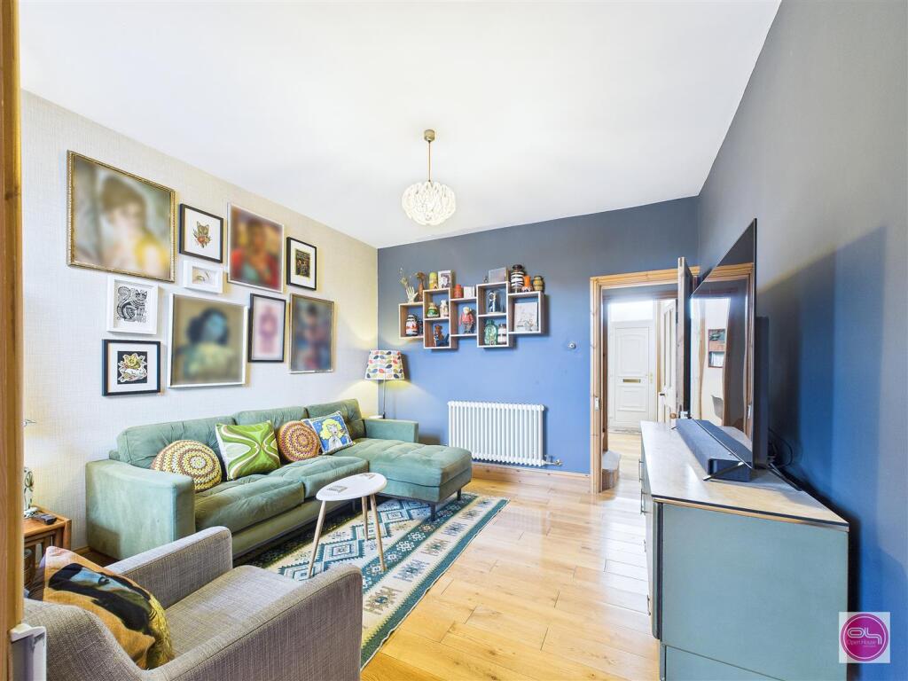 Darklands Road (10).jpg