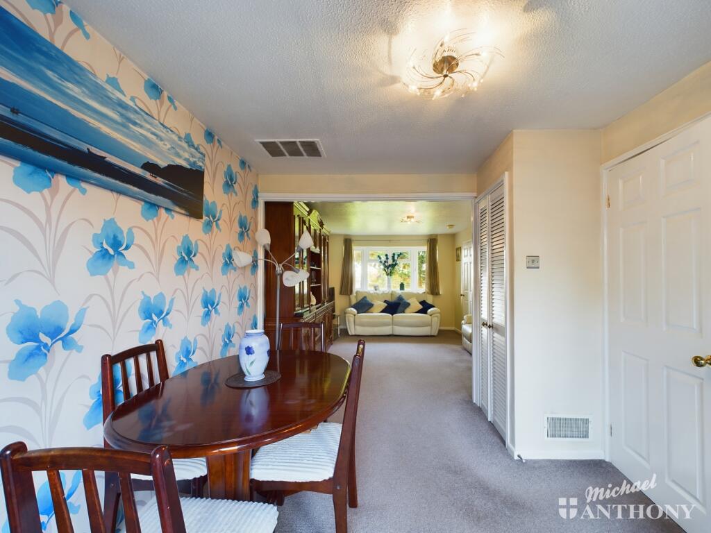 CAM02773G0-PR0207-STILL012