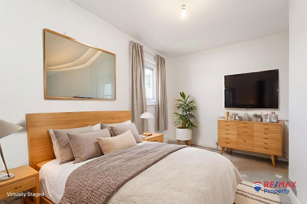 Viryual Staged Bedroom