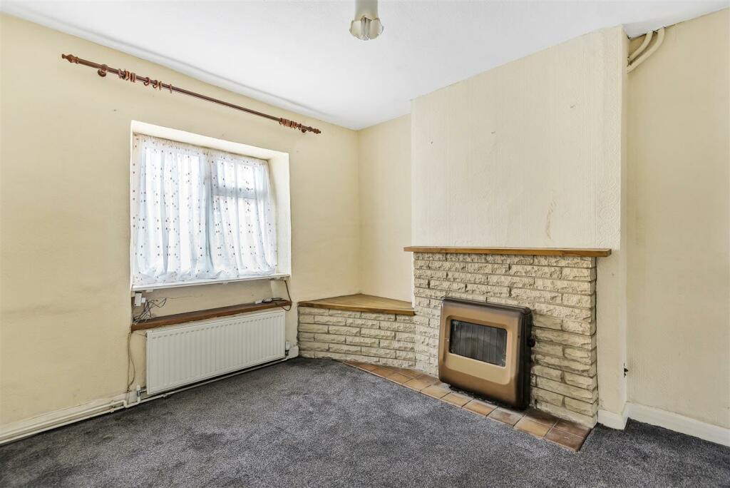 38 High Street, Paulerspury