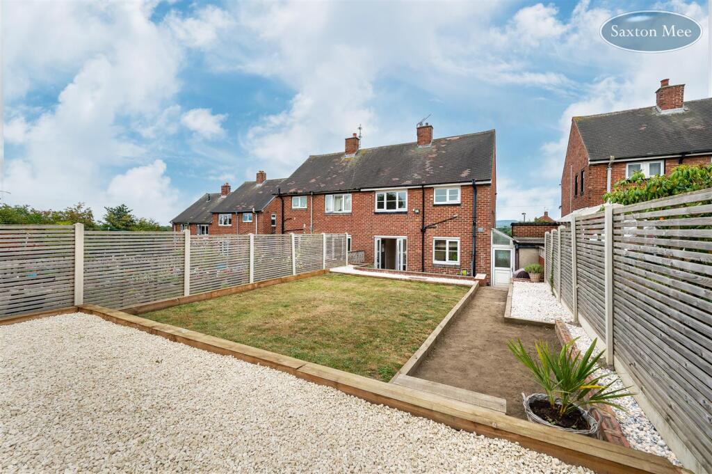 35, The Avenue - back 2158.jpg