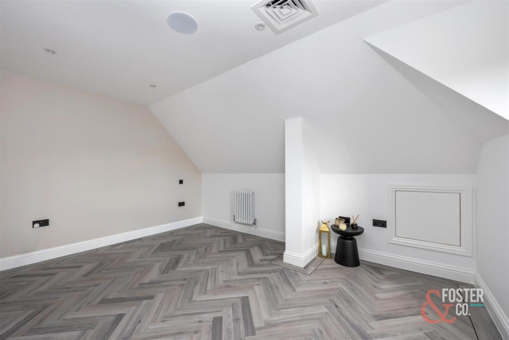 Goldstone Crescent, 57, flat 7-001.jpg