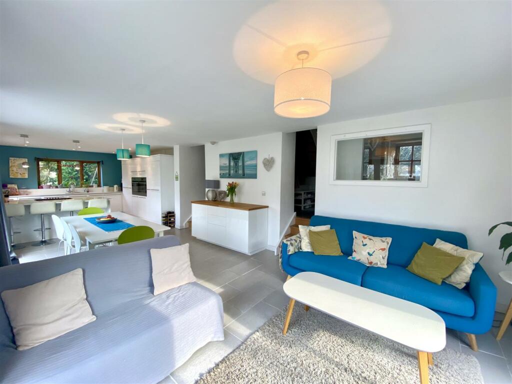 KITCHEN/LIVING/DINING ROOM