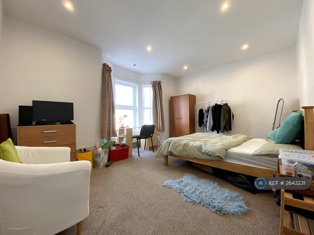 First Floor Front Bedroom