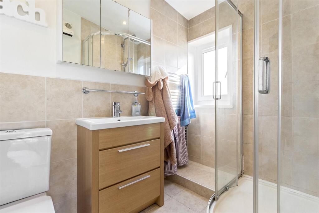 wells court, 11-014.JPG