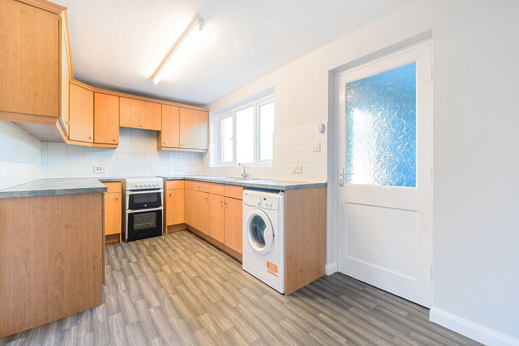 Kitchen/ Dining R...