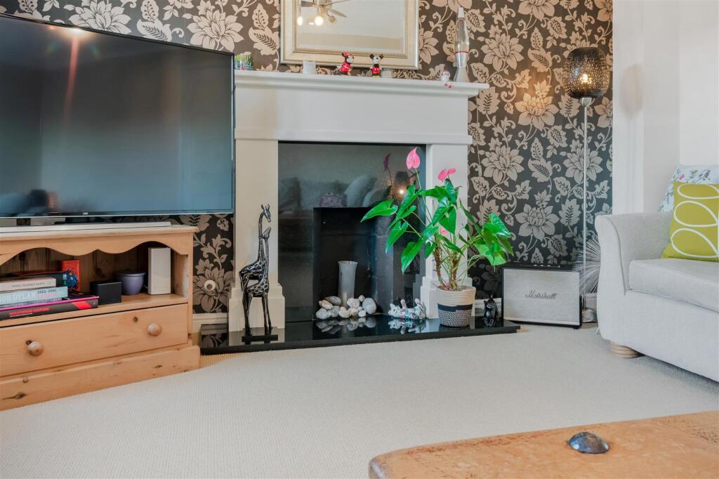 KENNEY DRIVE,  (28 FROM 47)-28.jpg